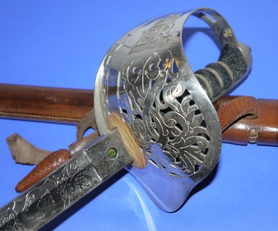 Roche ERII / VR Royal Engineers Officer's Wilkinson Sword