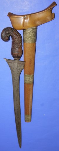 19C Jawa Demam Keris