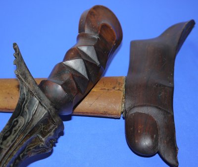Javanese Gayaman Keris Jung Isi Dunya Pamor